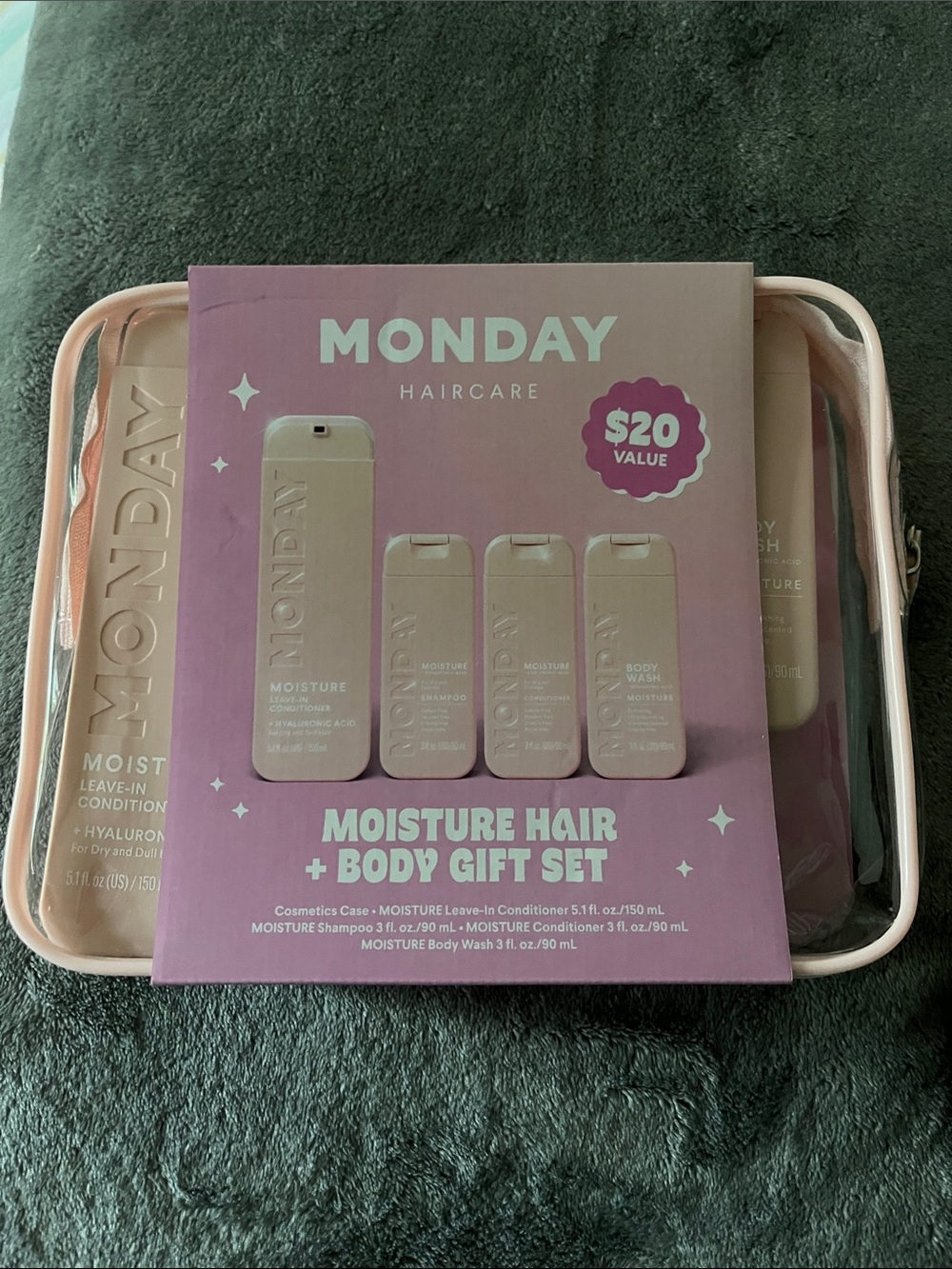 Monday Haircare Gift Set